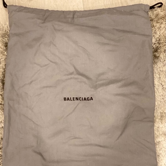 Balenciaga BB Black Leather Ankle boots wore only twice. Booties pointed toe - Picture 9 of 9